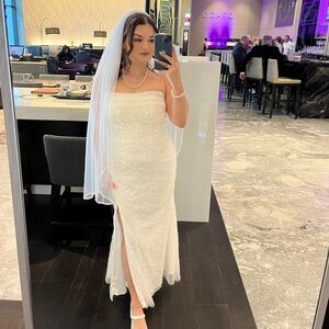 Strapless Sweetheart Neckline Wedding Dress